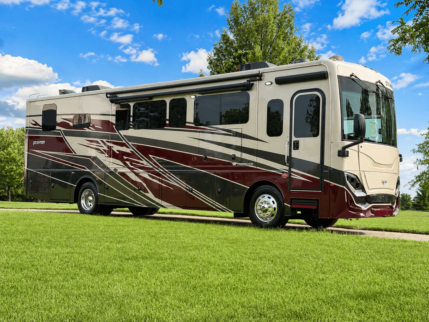 2024 Fleetwood Frontier 36SS