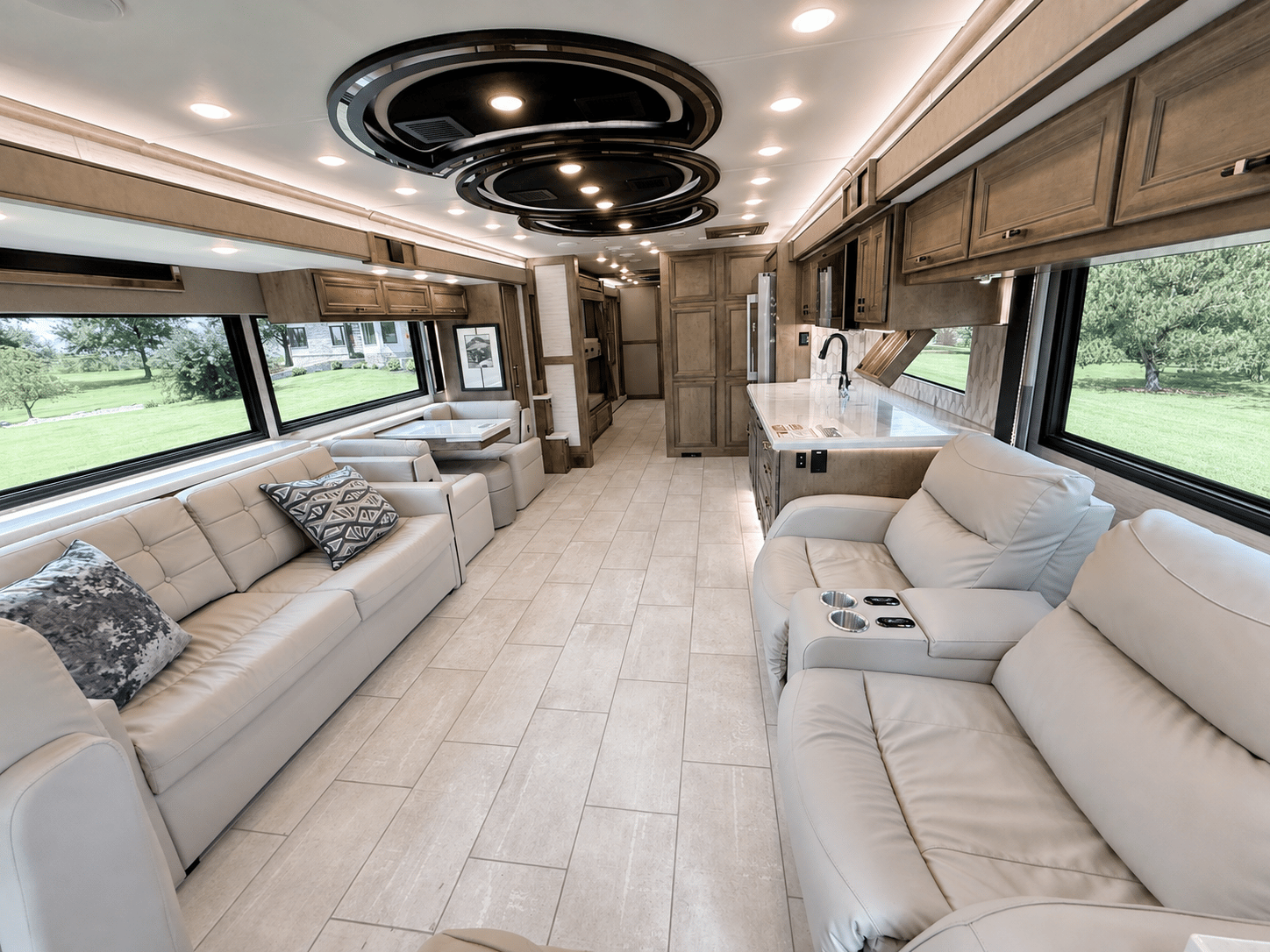 2027 Tiffin Motorhomes 2027 Tiffin Motorhomes Allegro Bus  - thumbnail 12