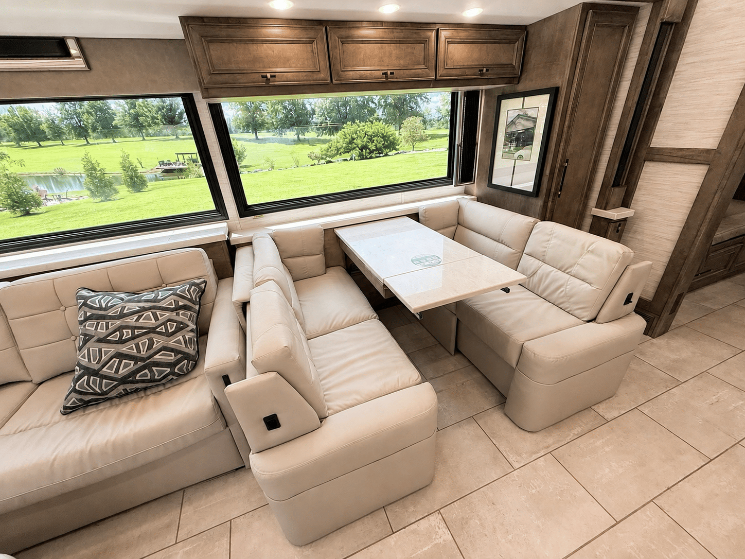2027 Tiffin Motorhomes 2027 Tiffin Motorhomes Allegro Bus  - thumbnail 18