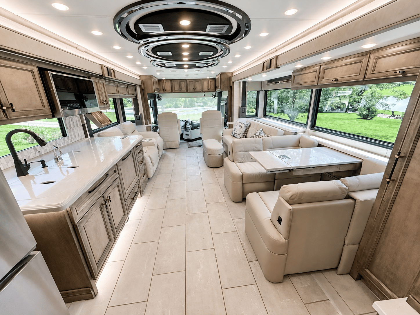 2027 Tiffin Motorhomes 2027 Tiffin Motorhomes Allegro Bus  - thumbnail 31