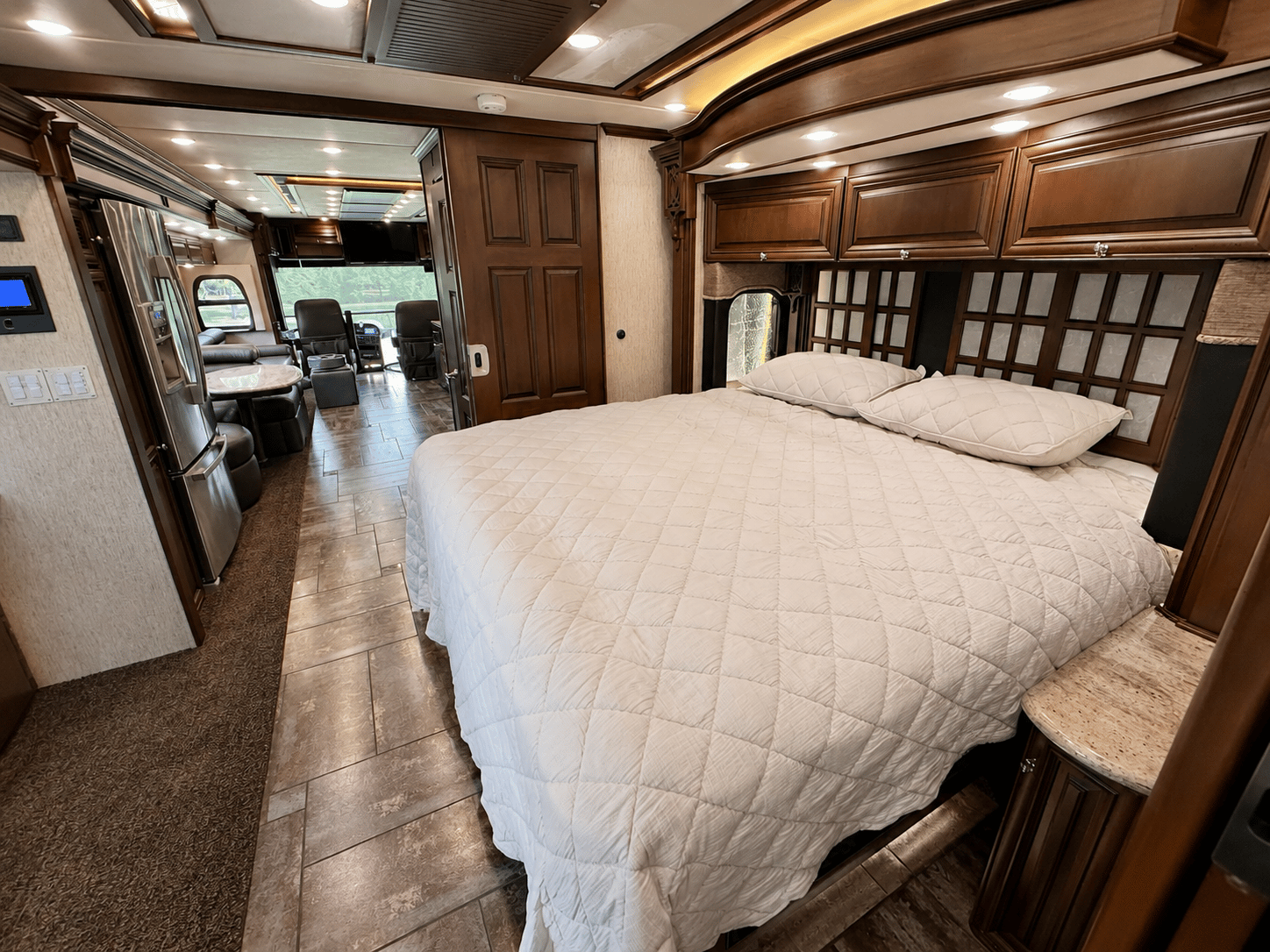 2014 Newmar 2014 Newmar King Aire  - thumbnail 32