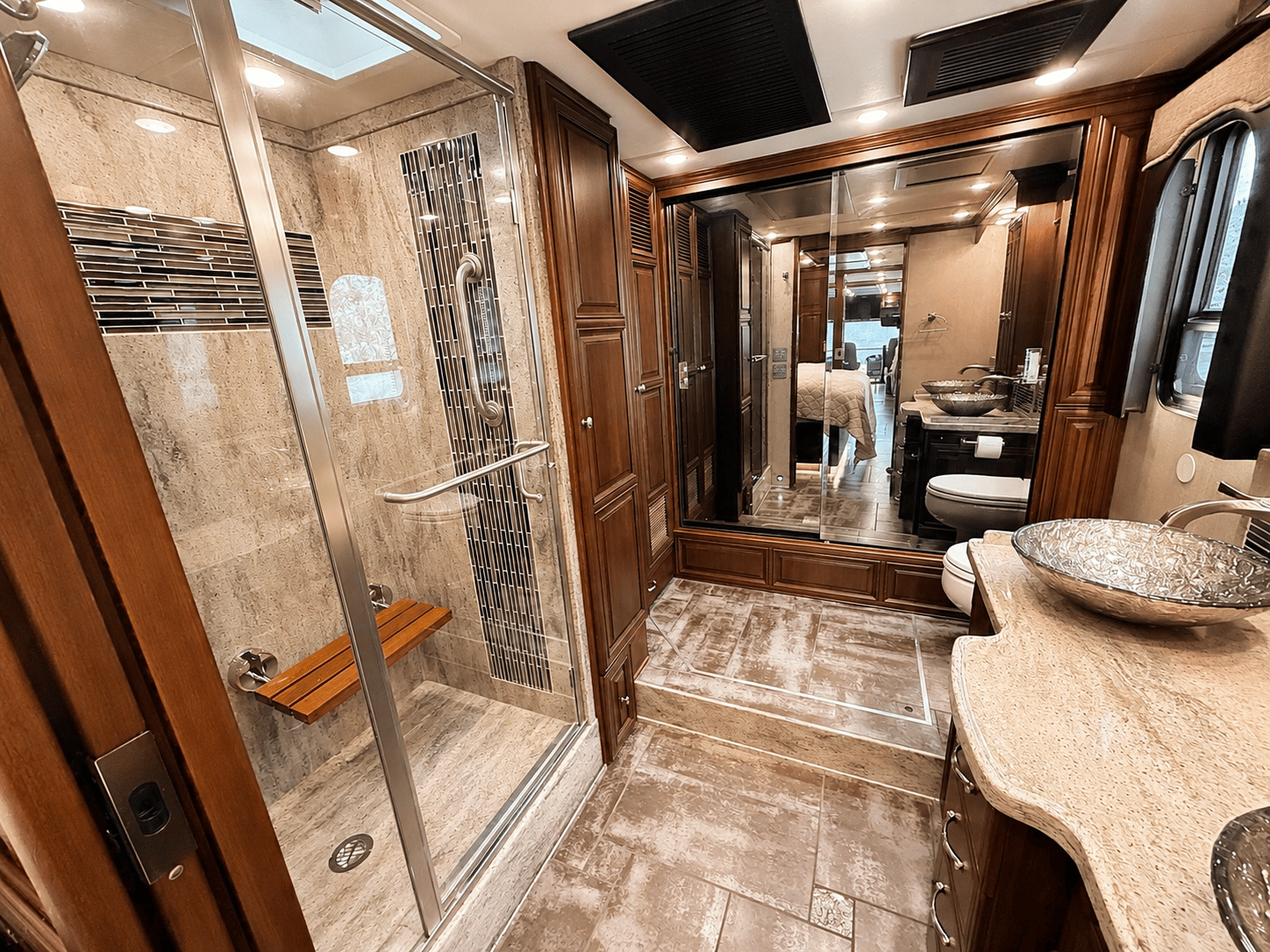 2014 Newmar 2014 Newmar King Aire  - thumbnail 33