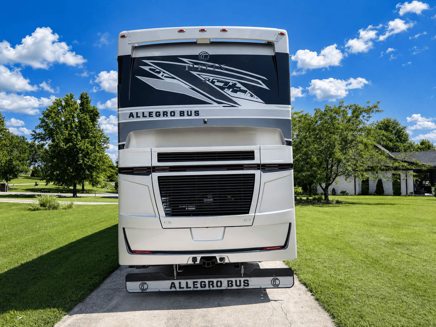 2027 Tiffin Motorhomes  2027 Tiffin Motorhomes  Allegro Bus  - thumbnail 5