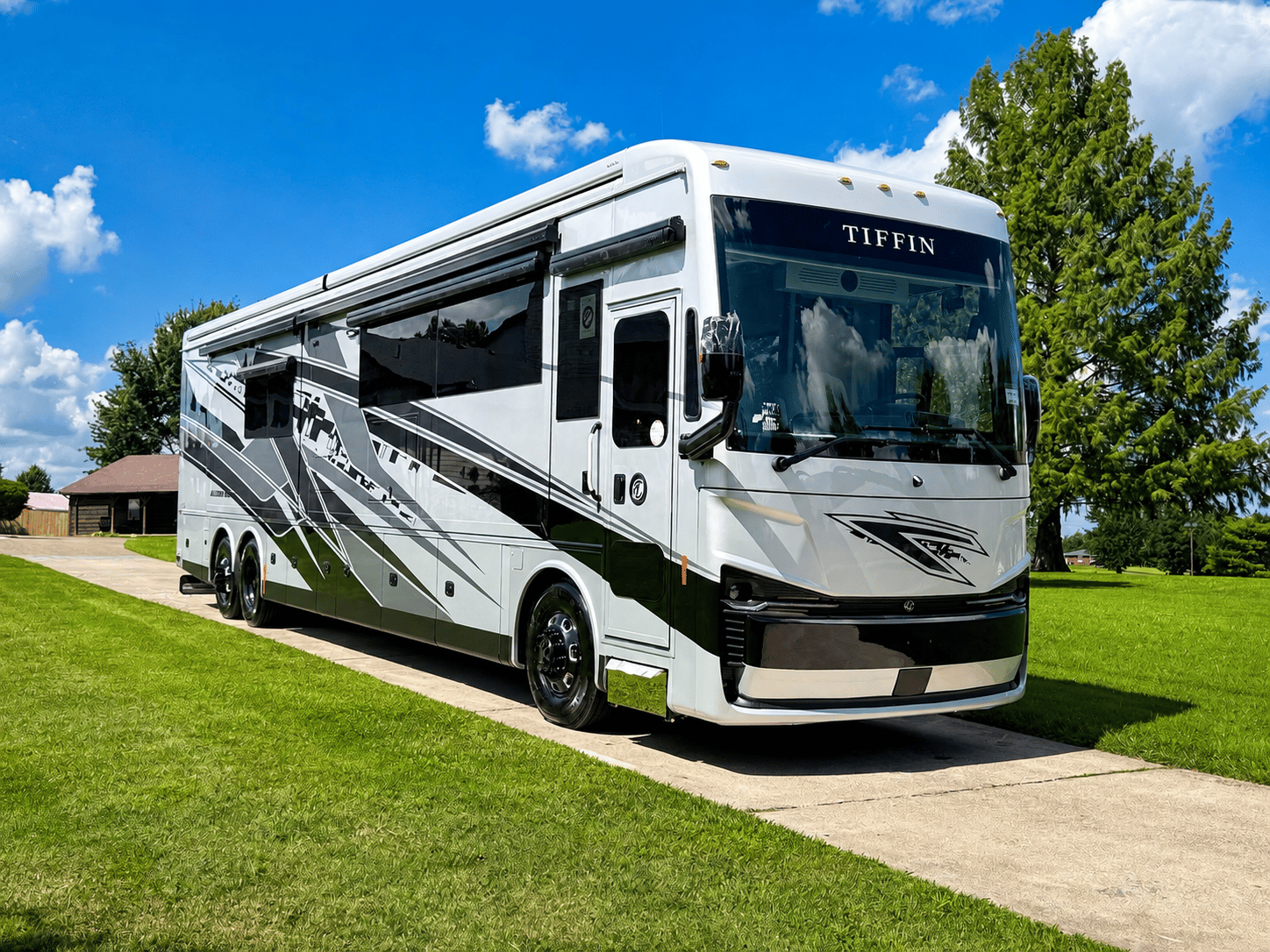 2027 Tiffin Motorhomes  2027 Tiffin Motorhomes  Allegro Bus  - thumbnail 10