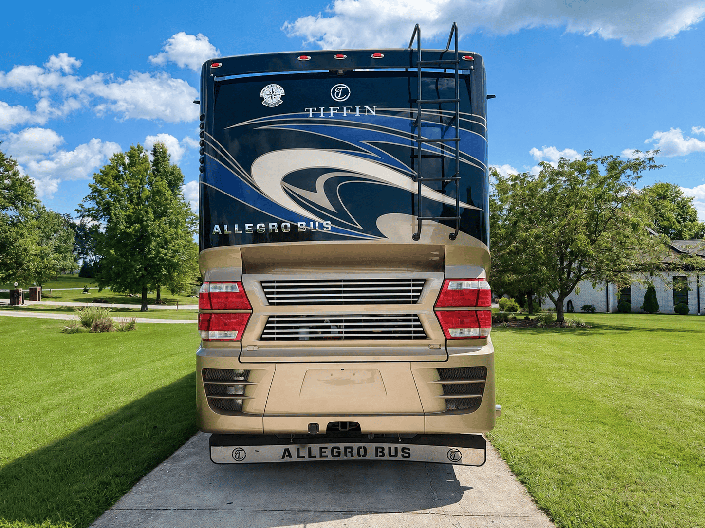 2018 Tiffin Motorhomes 2018 Tiffin Motorhomes Allegro Bus - thumbnail 4