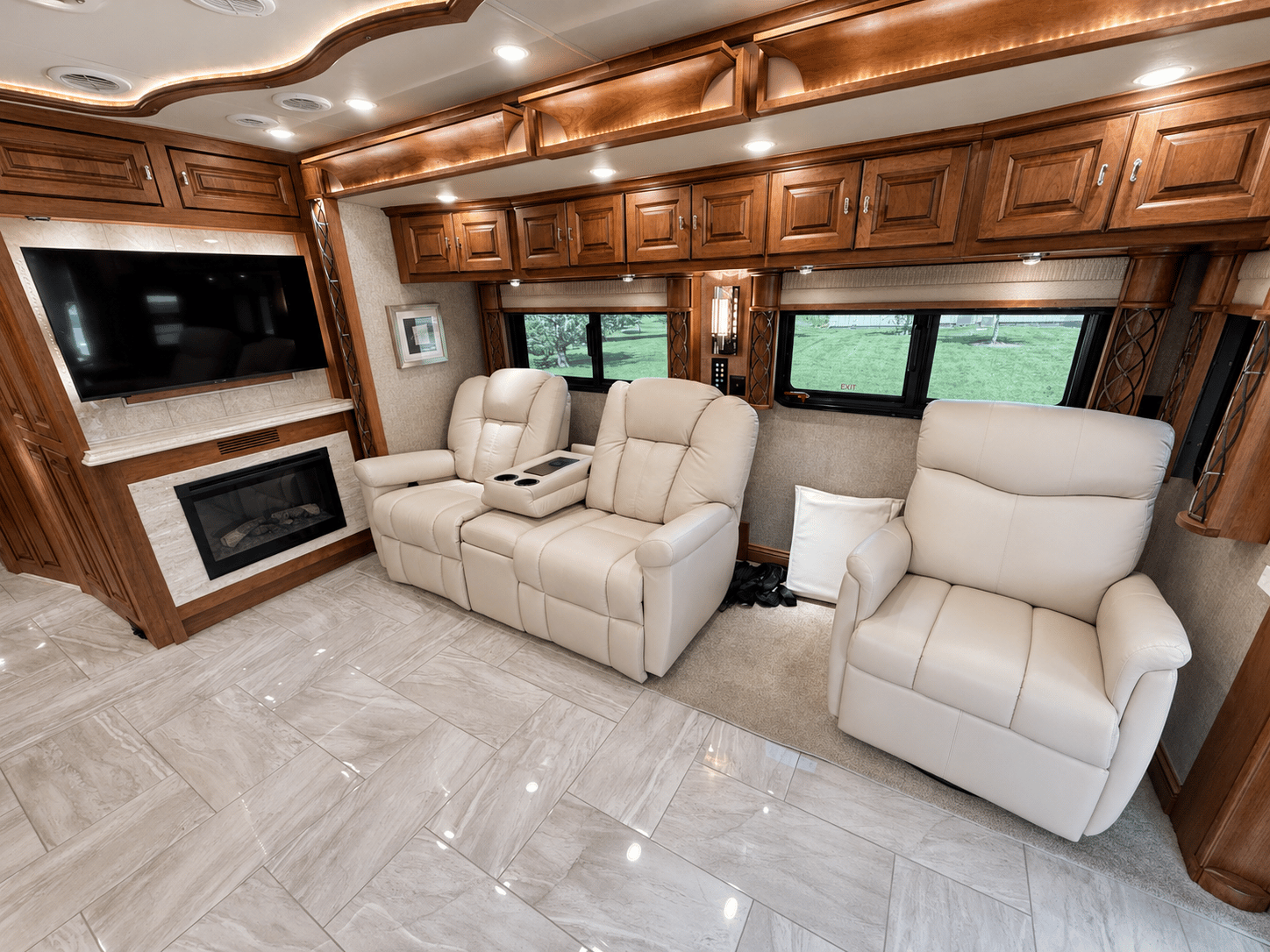 2018 Tiffin Motorhomes 2018 Tiffin Motorhomes Allegro Bus - thumbnail 14