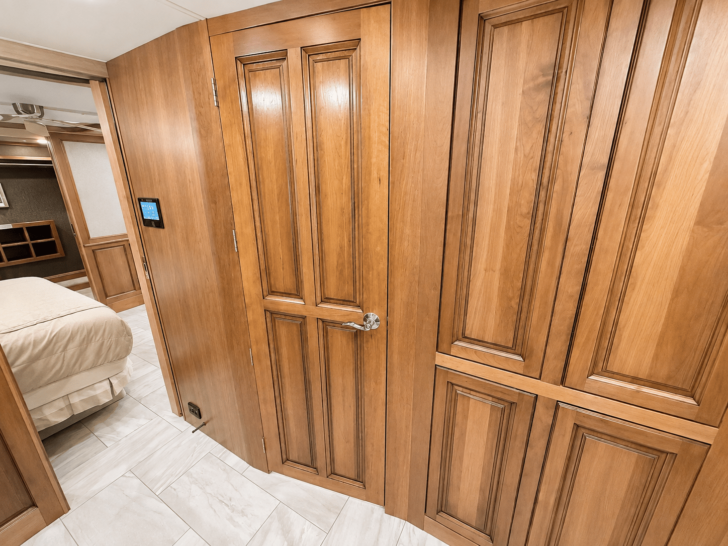 2018 Tiffin Motorhomes 2018 Tiffin Motorhomes Allegro Bus - thumbnail 29