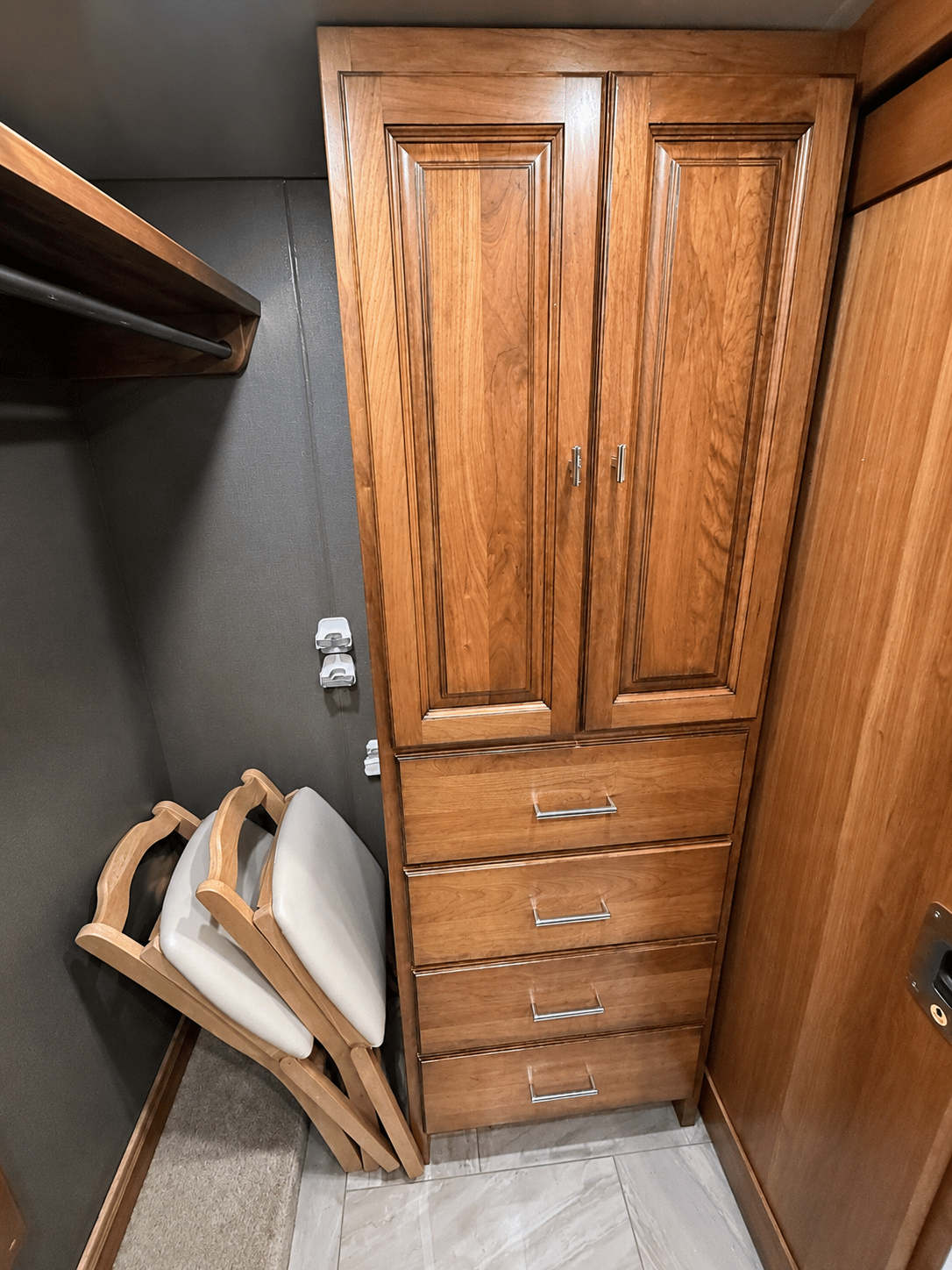 2018 Tiffin Motorhomes 2018 Tiffin Motorhomes Allegro Bus - thumbnail 37