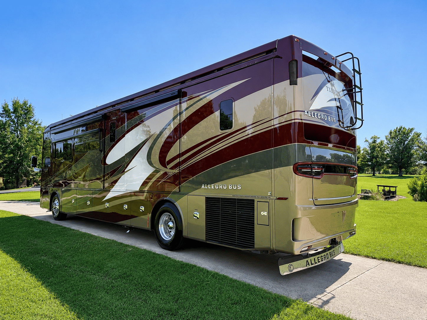 2019 Tiffin Motorhomes  2019 Tiffin Motorhomes  Allegro Bus  - thumbnail 6
