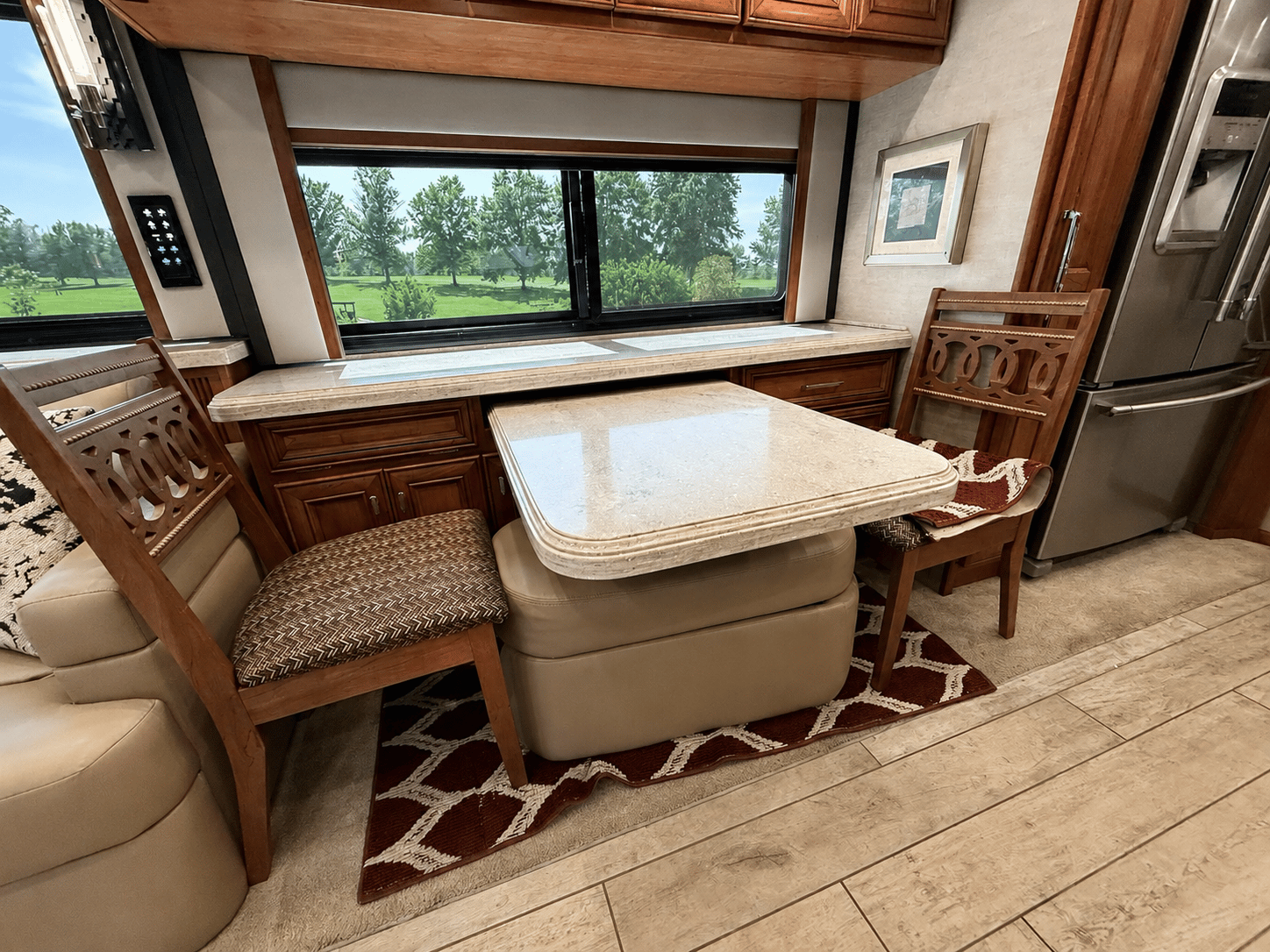 2019 Tiffin Motorhomes  2019 Tiffin Motorhomes  Allegro Bus  - thumbnail 21