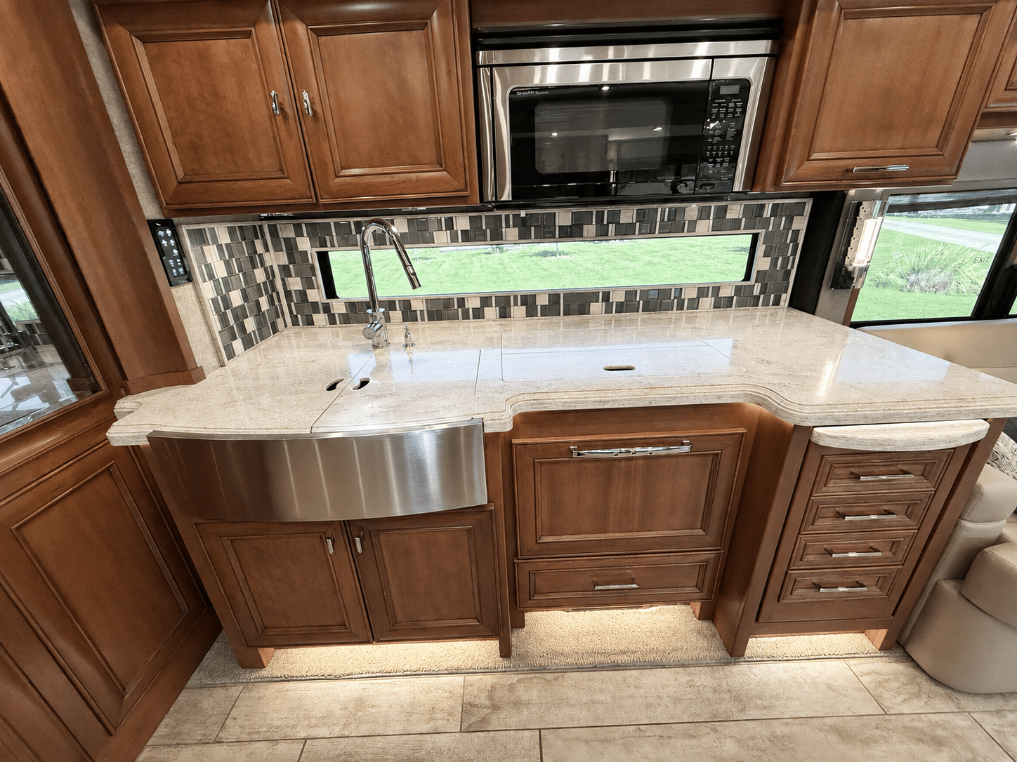 2019 Tiffin Motorhomes  2019 Tiffin Motorhomes  Allegro Bus  - thumbnail 24
