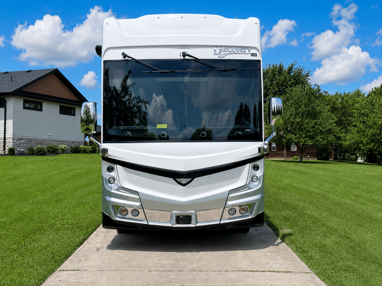 2027 Fleetwood  2027 Fleetwood  Discovery LXE - thumbnail 9