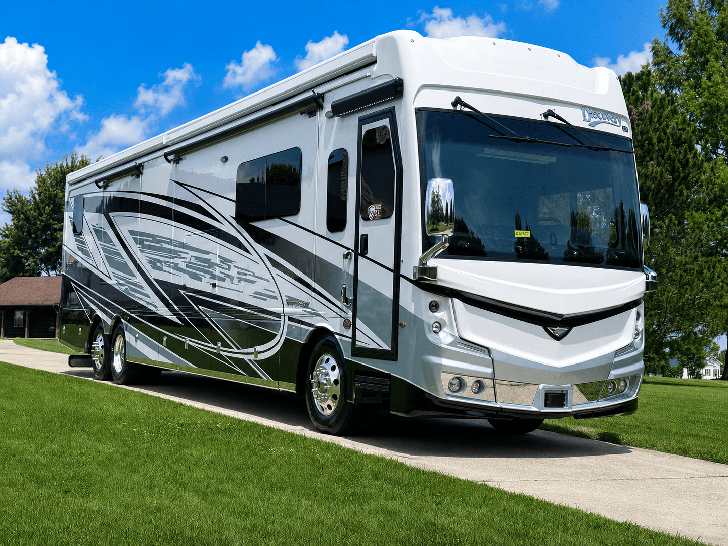 2027 Fleetwood  2027 Fleetwood  Discovery LXE - thumbnail 10