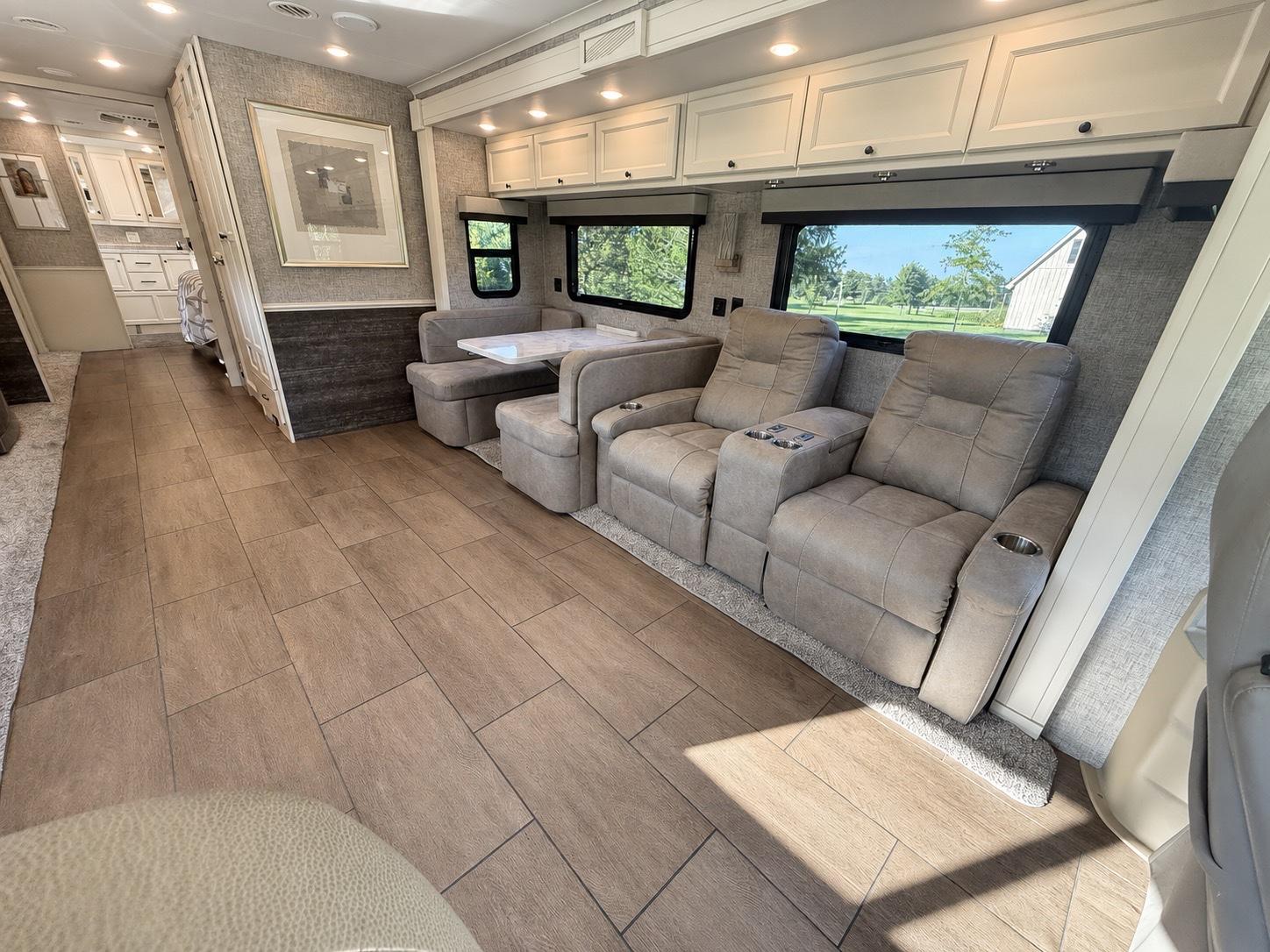 2025 Tiffin Motorhomes 2025 Tiffin Motorhomes Byway - thumbnail 7