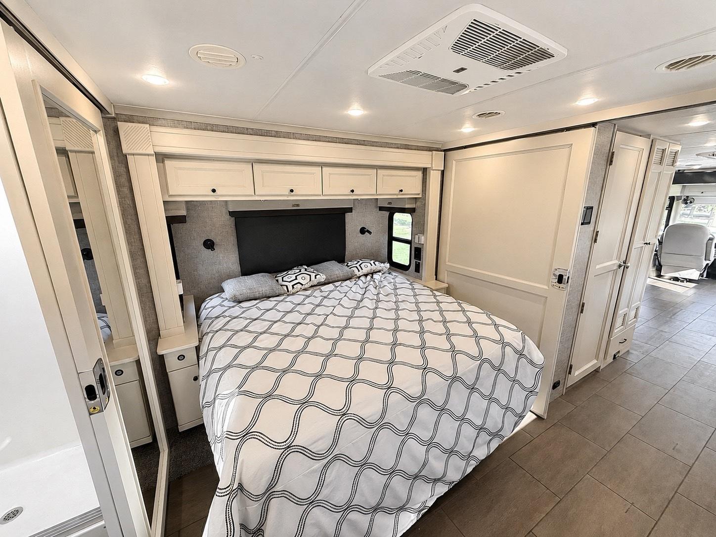 2025 Tiffin Motorhomes 2025 Tiffin Motorhomes Byway - thumbnail 18