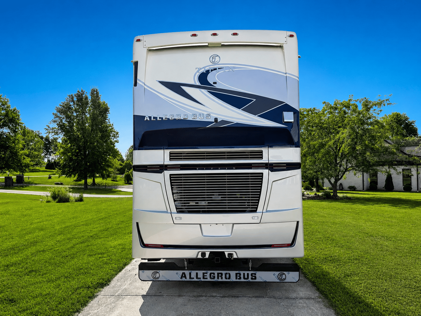 2027 Tiffin Motorhomes  2027 Tiffin Motorhomes  Allegro Bus  - thumbnail 4