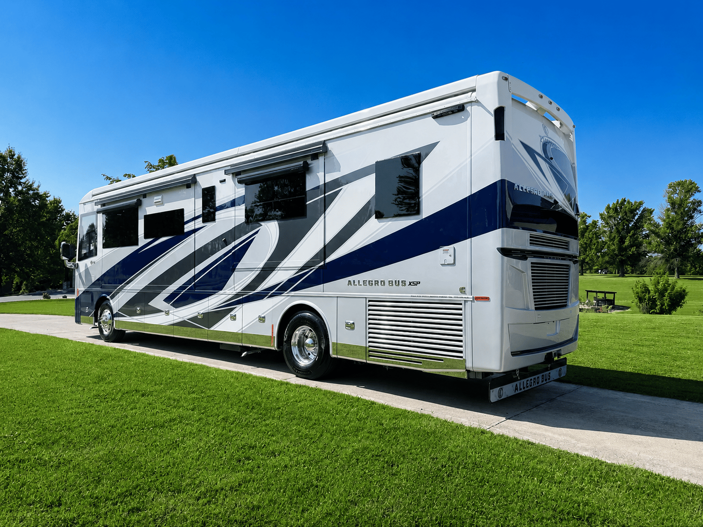 2027 Tiffin Motorhomes  2027 Tiffin Motorhomes  Allegro Bus  - thumbnail 5