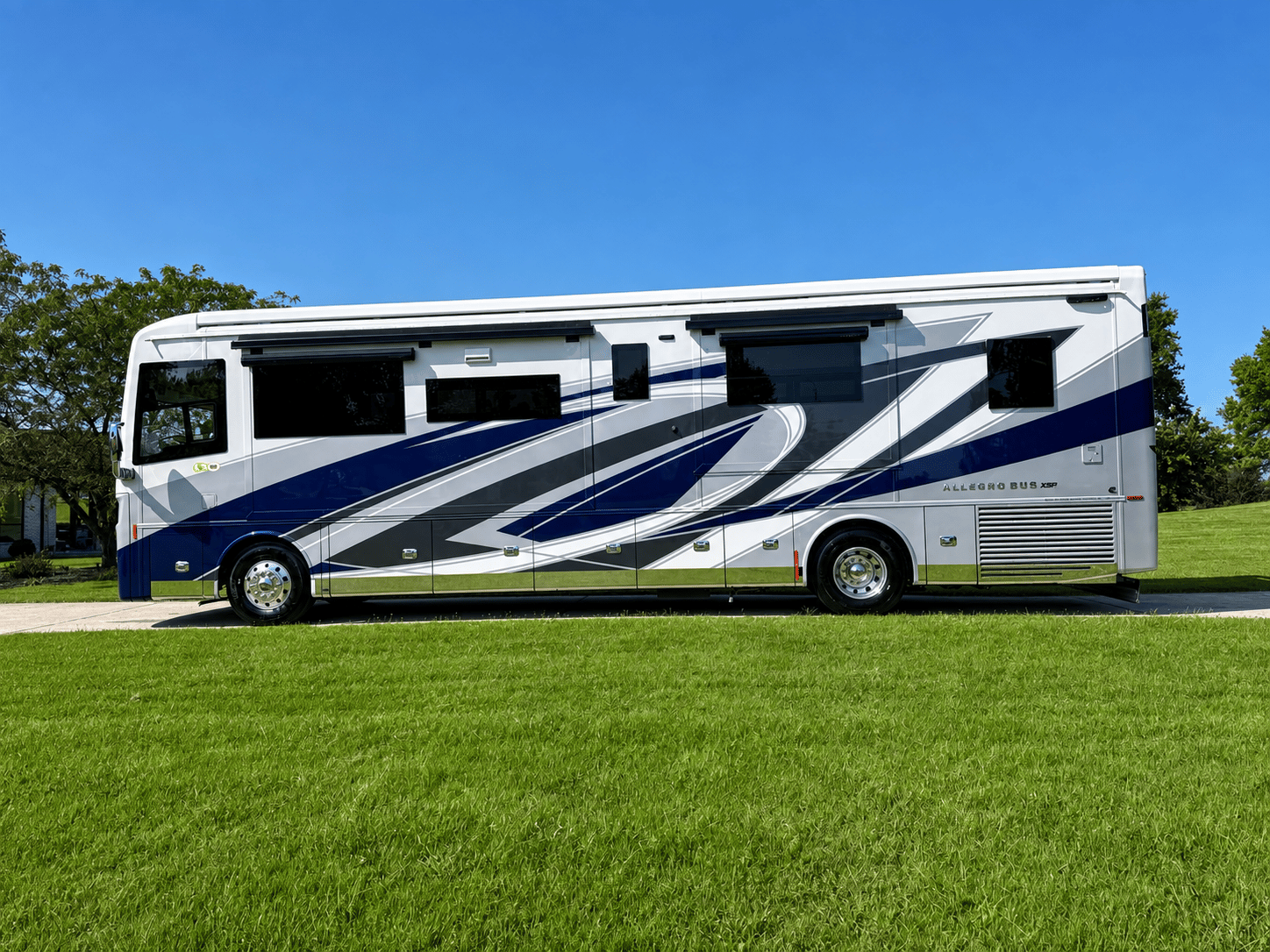 2027 Tiffin Motorhomes  2027 Tiffin Motorhomes  Allegro Bus  - thumbnail 6