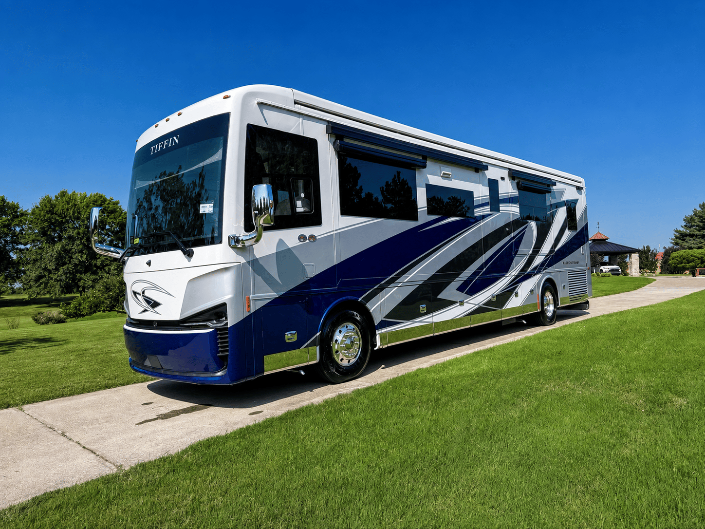 2027 Tiffin Motorhomes  2027 Tiffin Motorhomes  Allegro Bus  - thumbnail 7