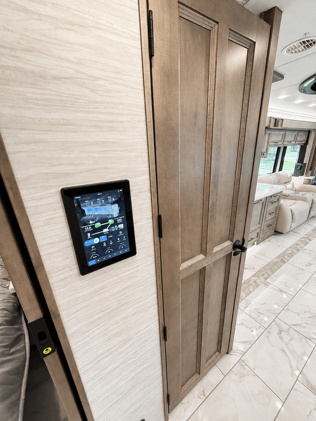 2027 Tiffin Motorhomes  2027 Tiffin Motorhomes  Allegro Bus  - thumbnail 28