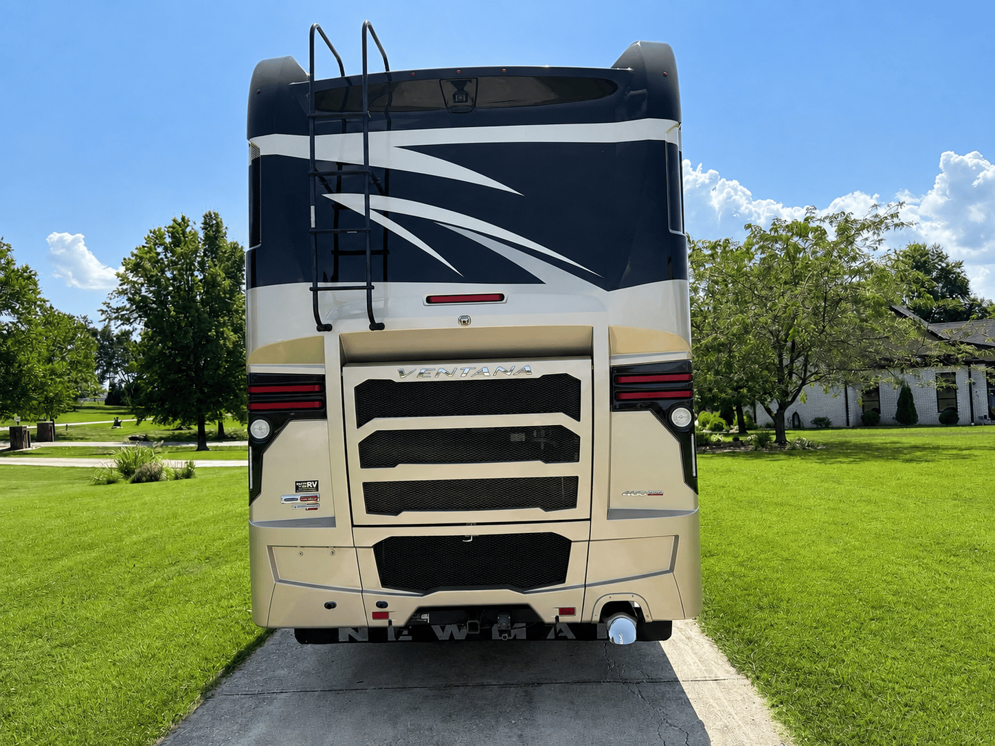 2021 Newmar  2021 Newmar  Ventana  - thumbnail 4