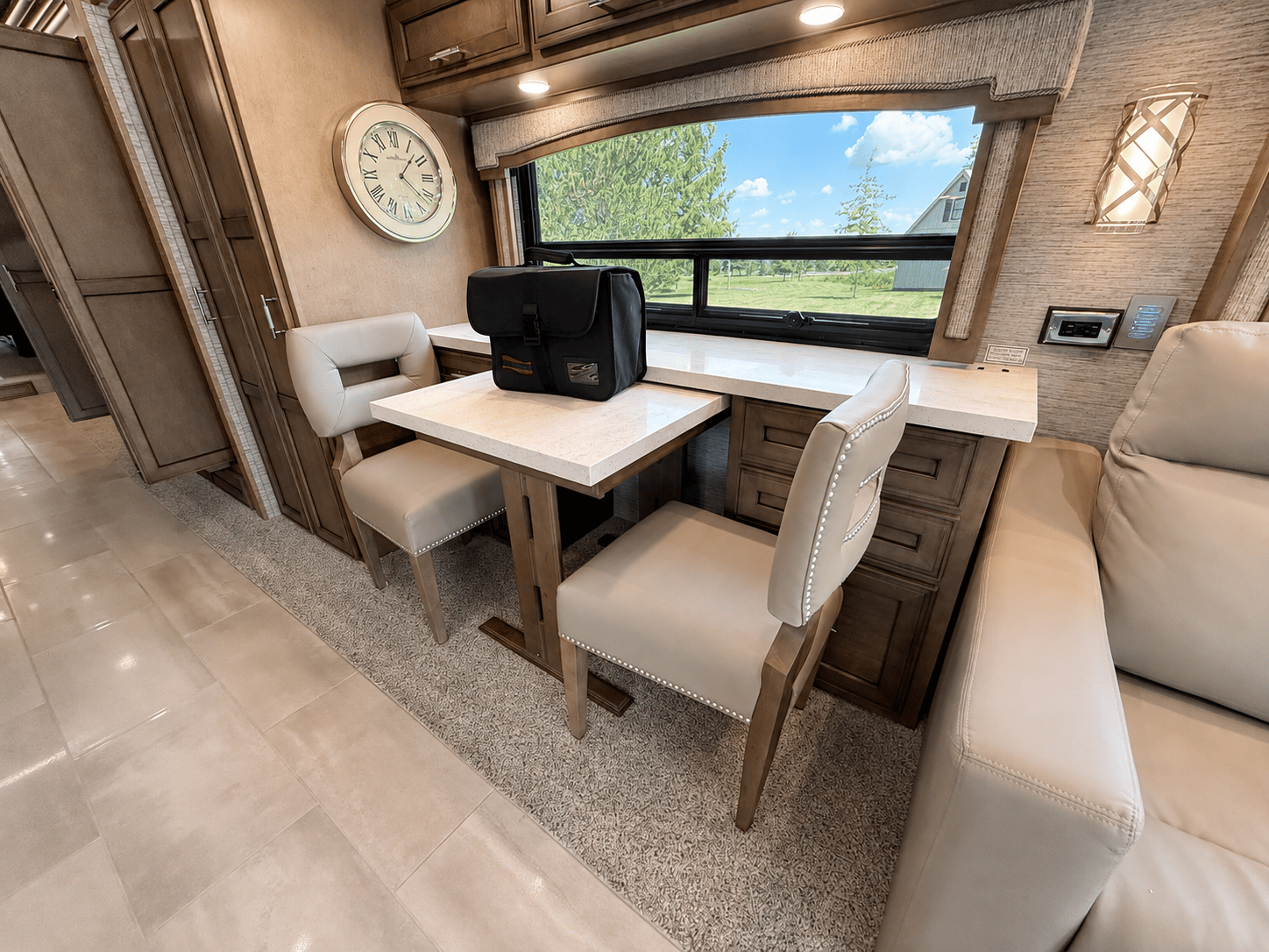 2021 Newmar  2021 Newmar  Ventana  - thumbnail 19