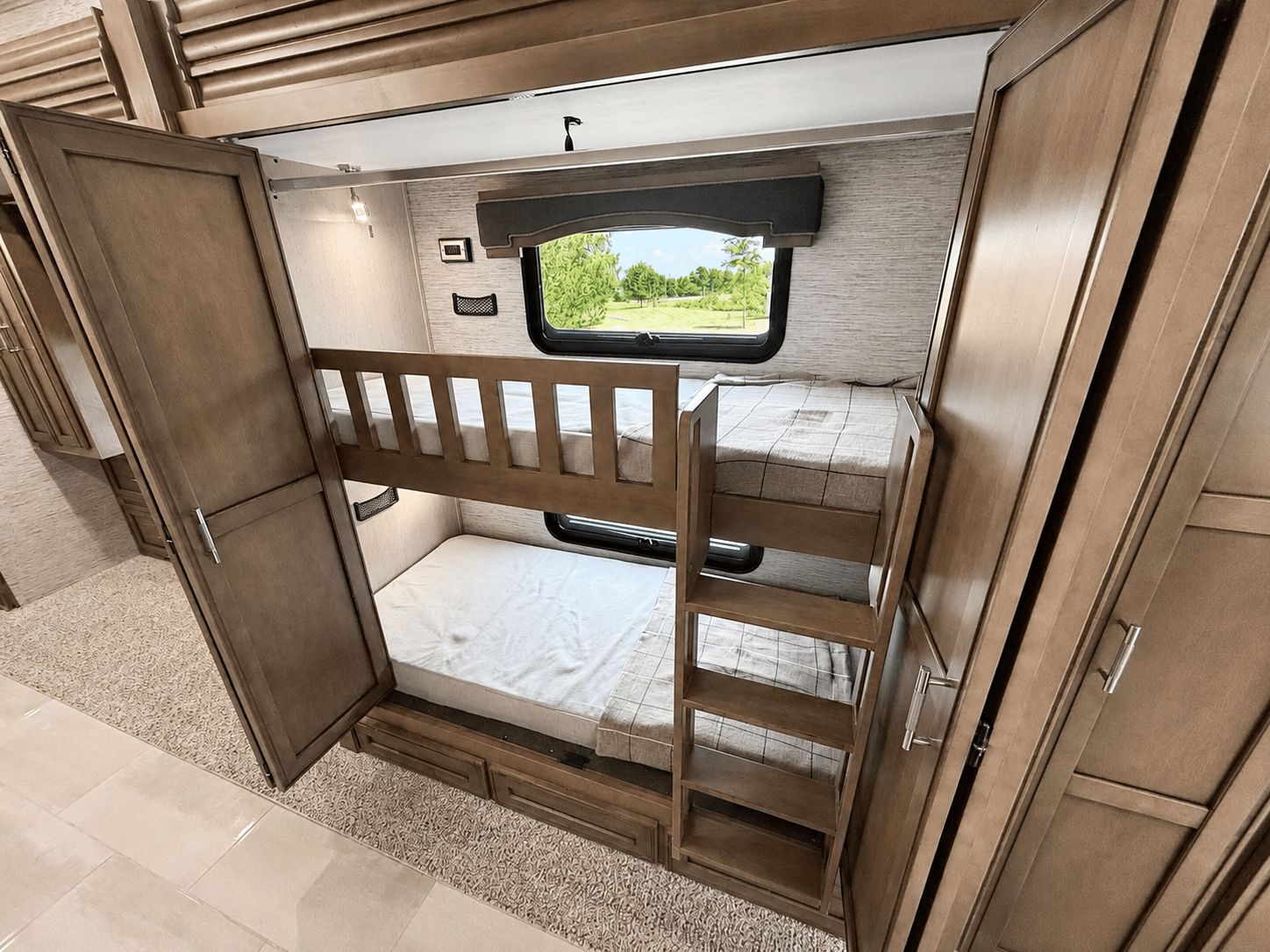 2021 Newmar  2021 Newmar  Ventana  - thumbnail 24