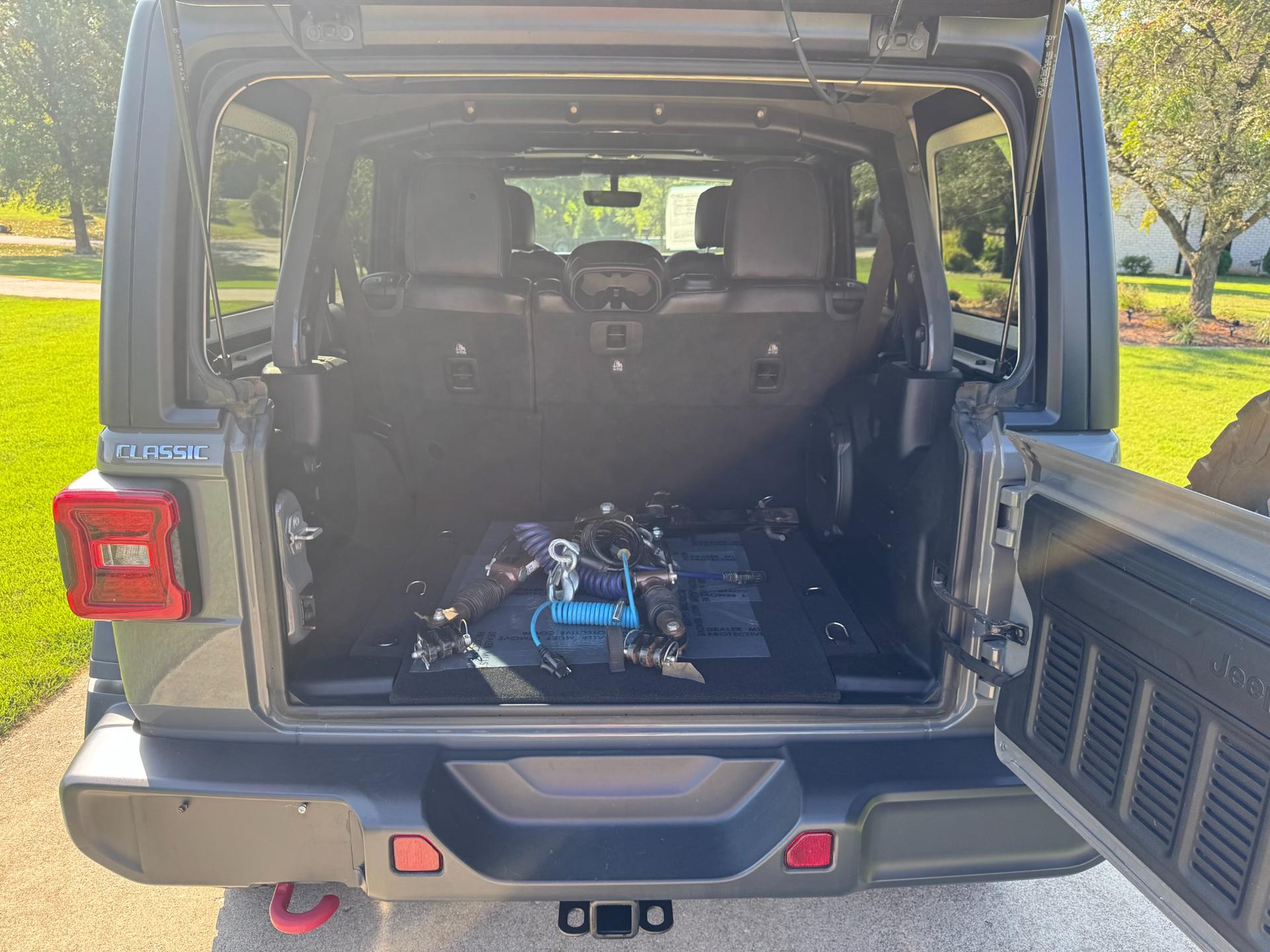 2020 Jeep  2020 Jeep  Wrangler - thumbnail 13