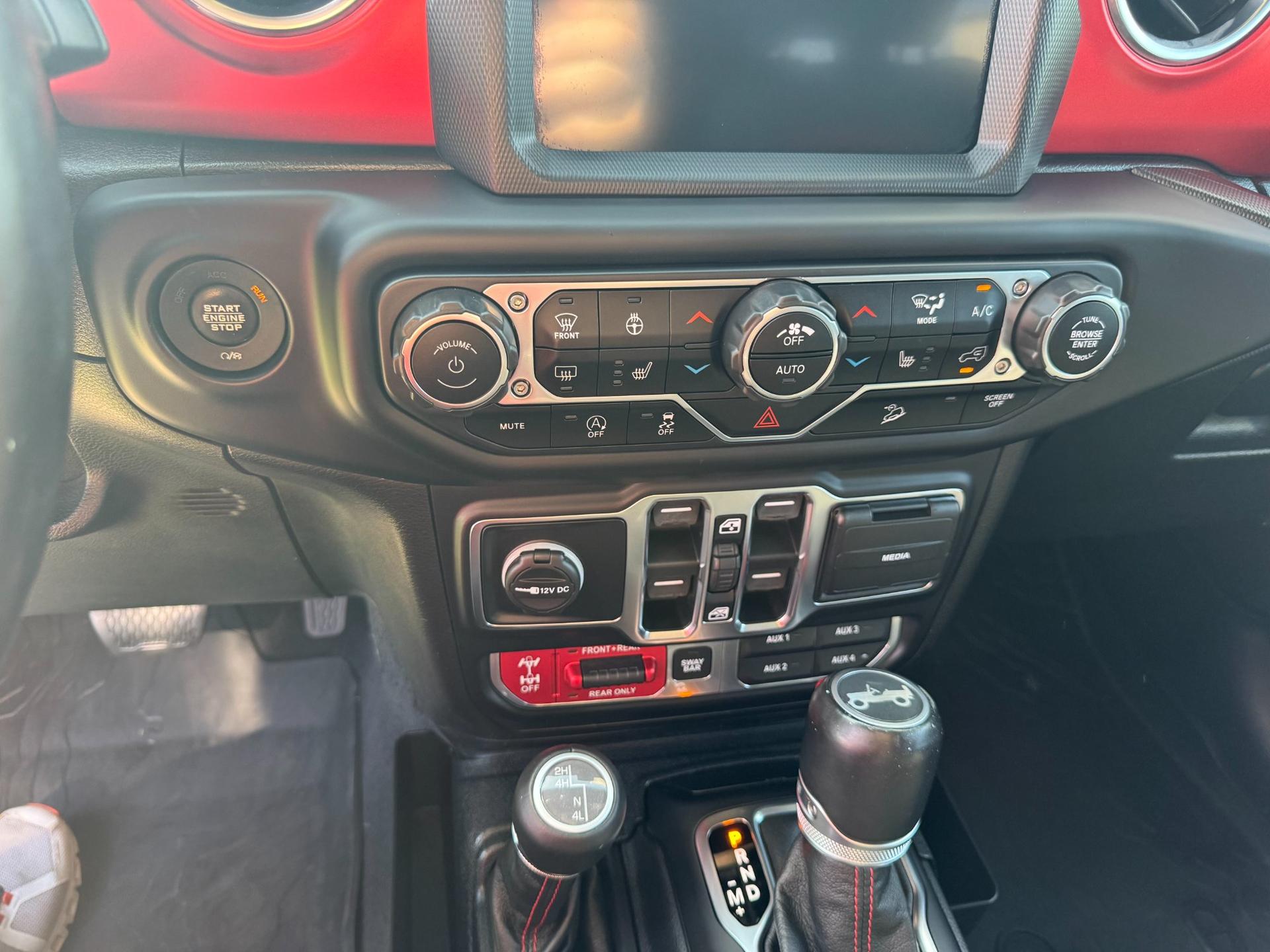 2020 Jeep  2020 Jeep  Wrangler - thumbnail 23
