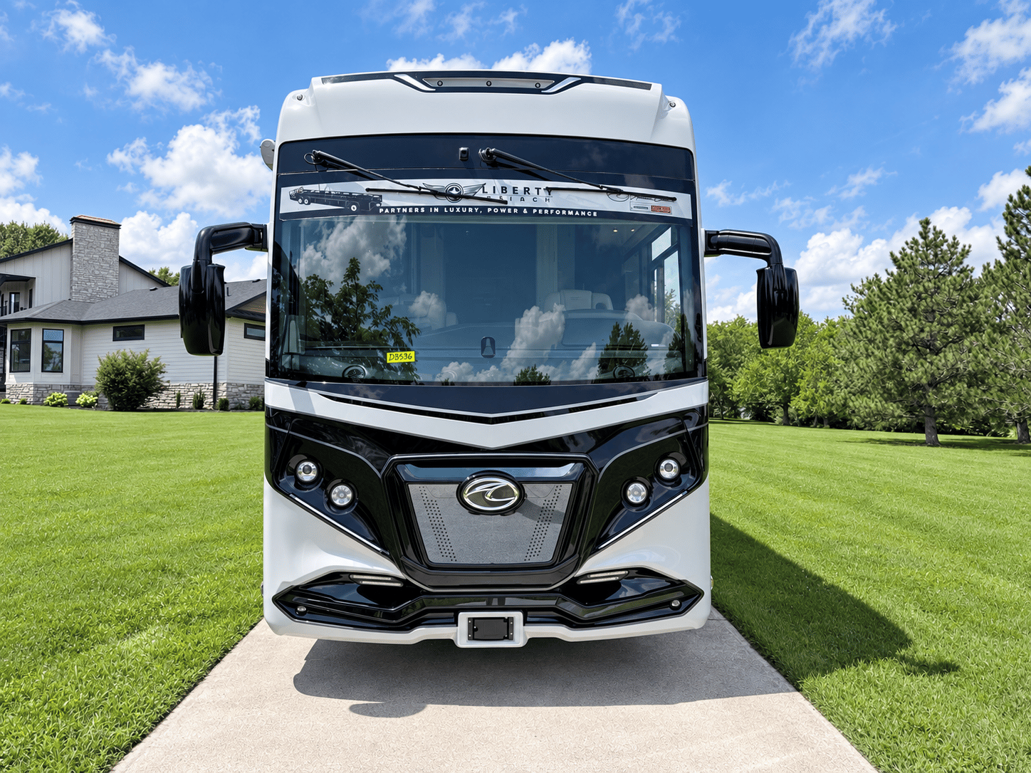 2027 American Coach 2027 American Coach American Eagle - thumbnail 9