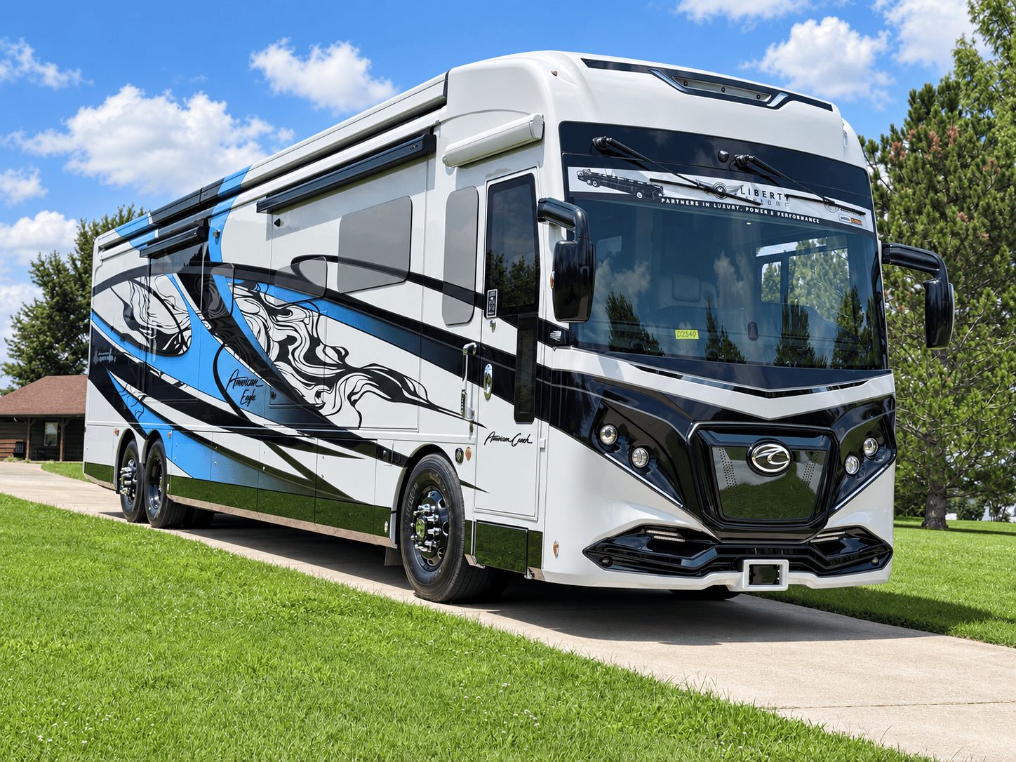 2027 American Coach 2027 American Coach American Eagle - thumbnail 10
