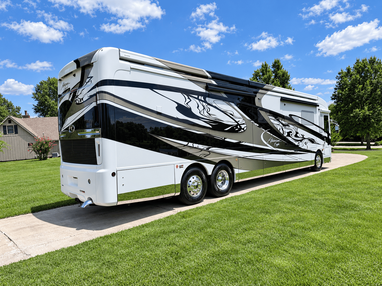 2027 American Coach 2027 American Coach American Eagle - thumbnail 5