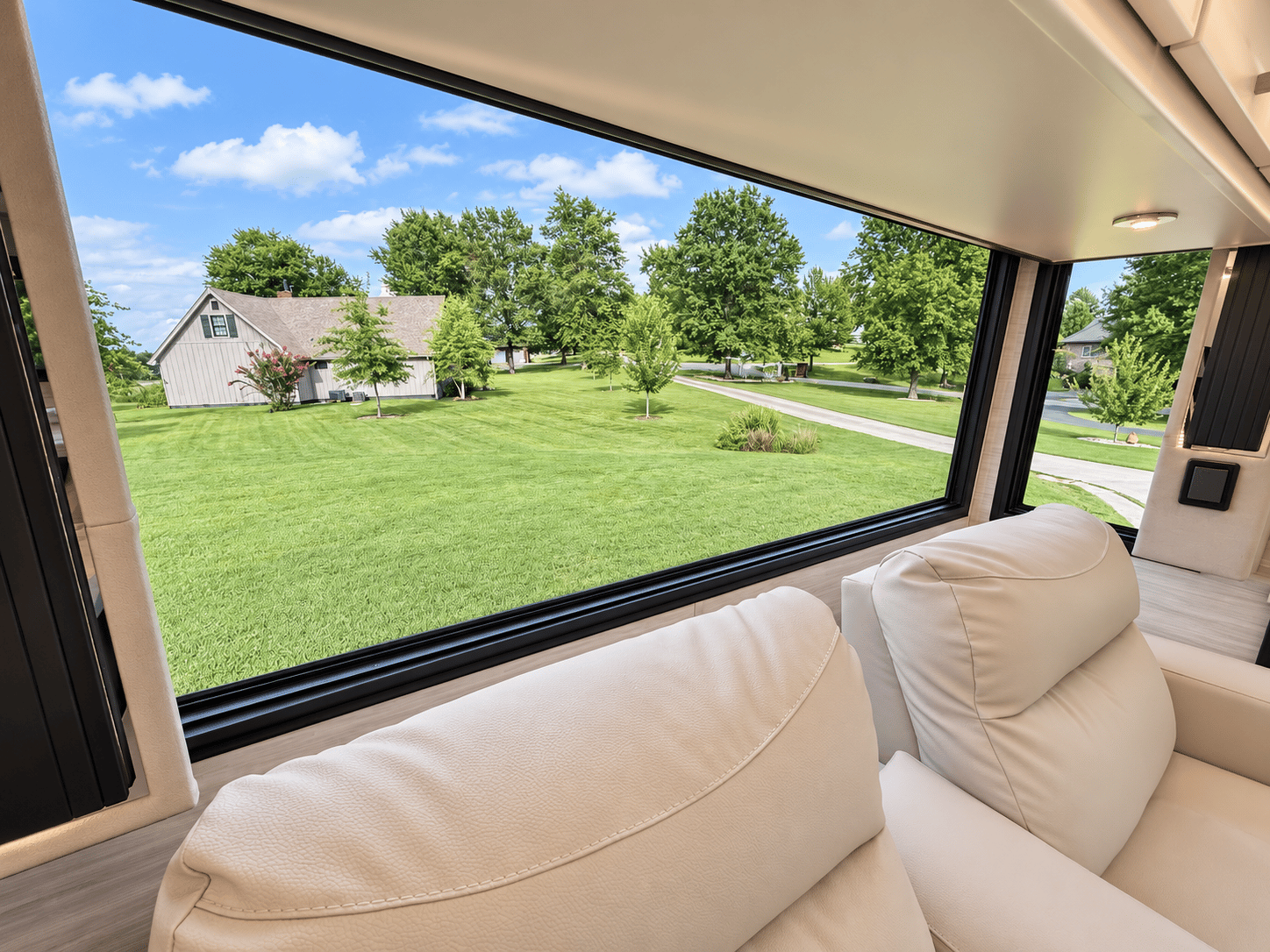 2027 Tiffin Motorhomes 2027 Tiffin Motorhomes Allegro Bus - thumbnail 24