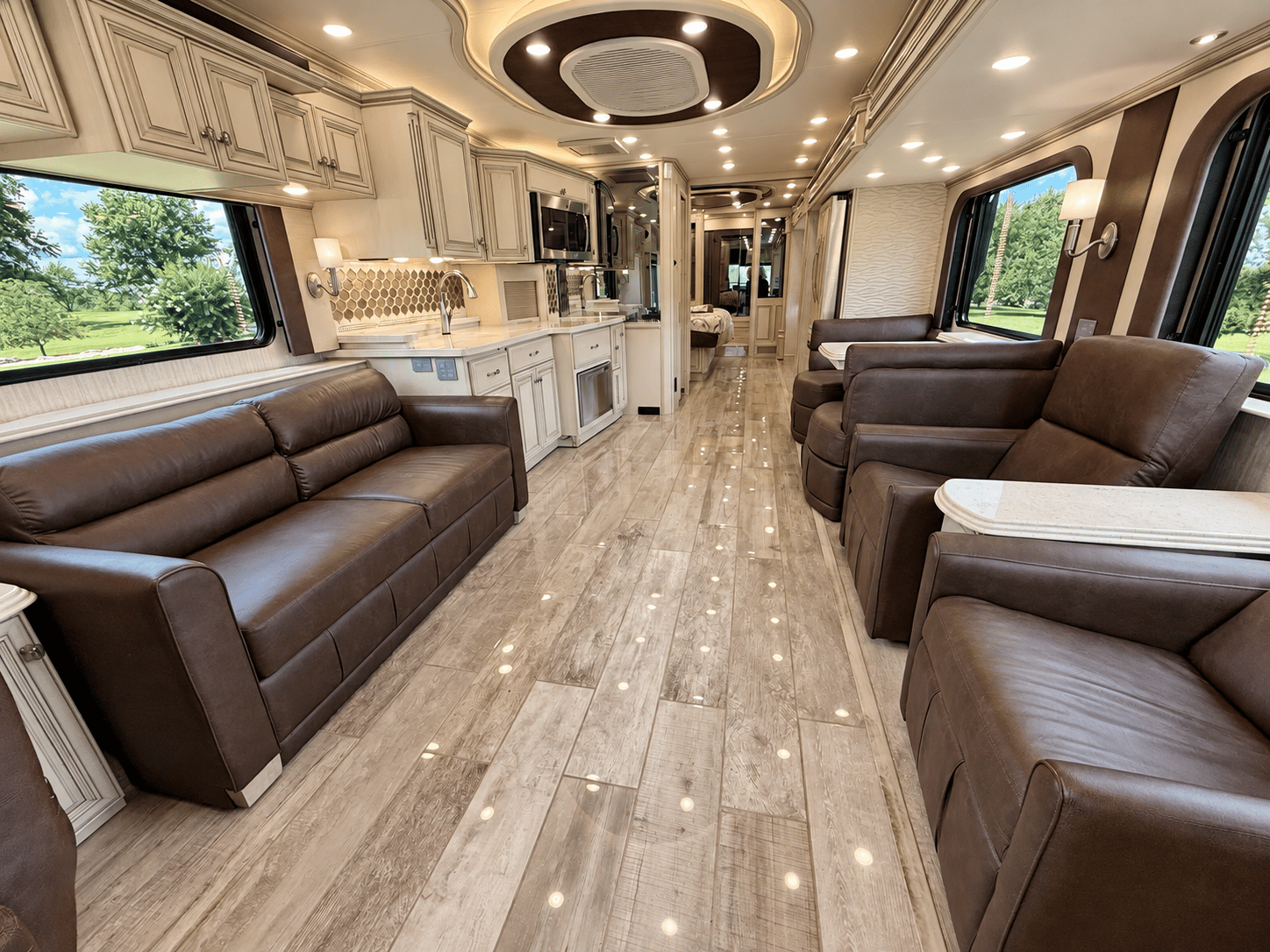 2019 Newmar 2019 Newmar Essex - thumbnail 13