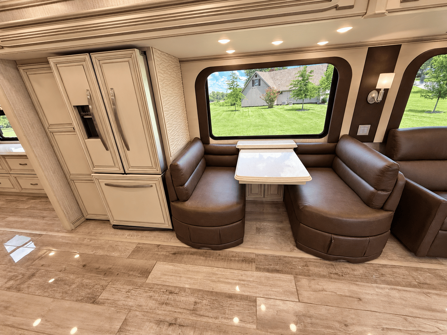 2019 Newmar 2019 Newmar Essex - thumbnail 20