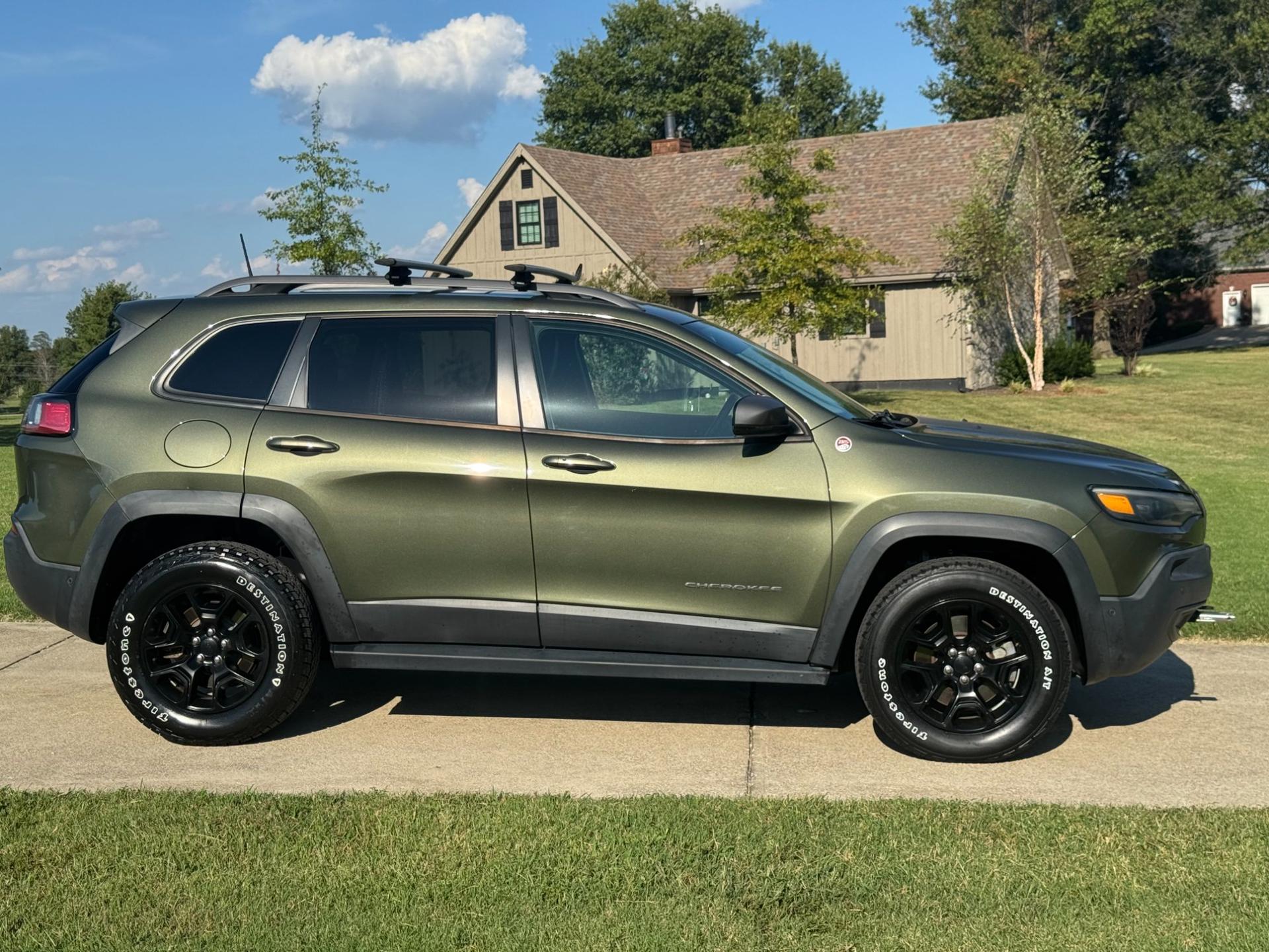 2019 Jeep 2019 Jeep Cherokee - thumbnail 2