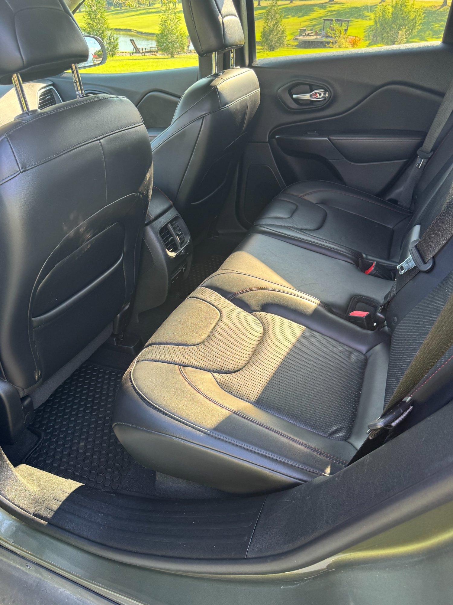 2019 Jeep 2019 Jeep Cherokee - thumbnail 13