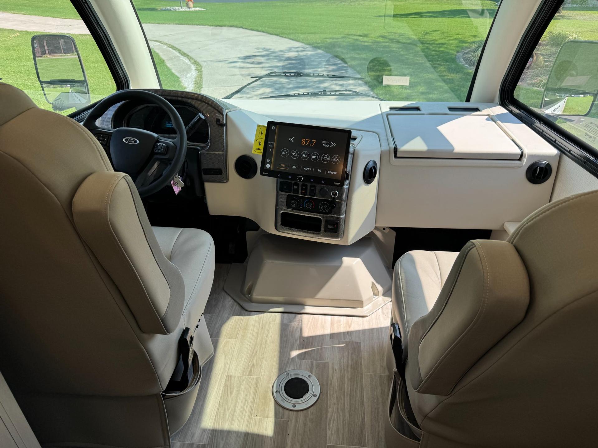 2026 Thor Motor Coach 2026 Thor Motor Coach Axis - thumbnail 22