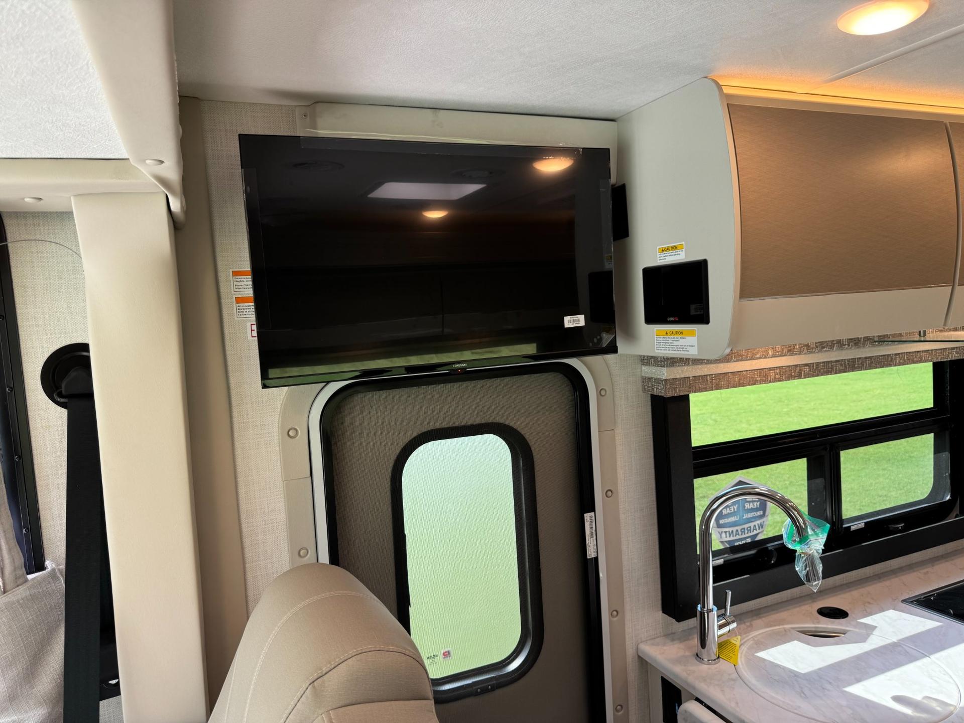 2026 Thor Motor Coach 2026 Thor Motor Coach Axis - thumbnail 25