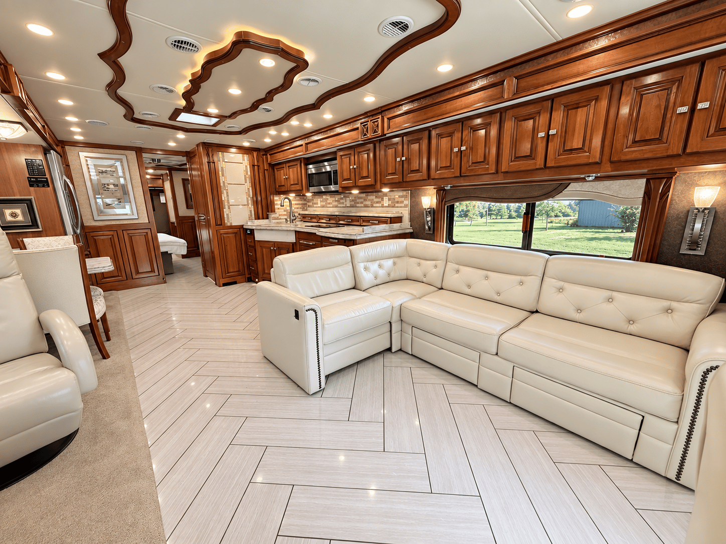 2014 Tiffin Motor Homes 2014 Tiffin Motor Homes Allegro Bus - thumbnail 11