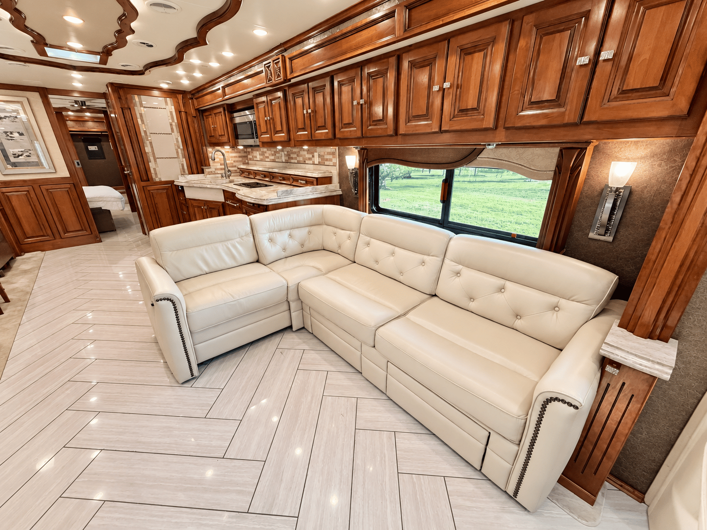 2014 Tiffin Motor Homes 2014 Tiffin Motor Homes Allegro Bus - thumbnail 13