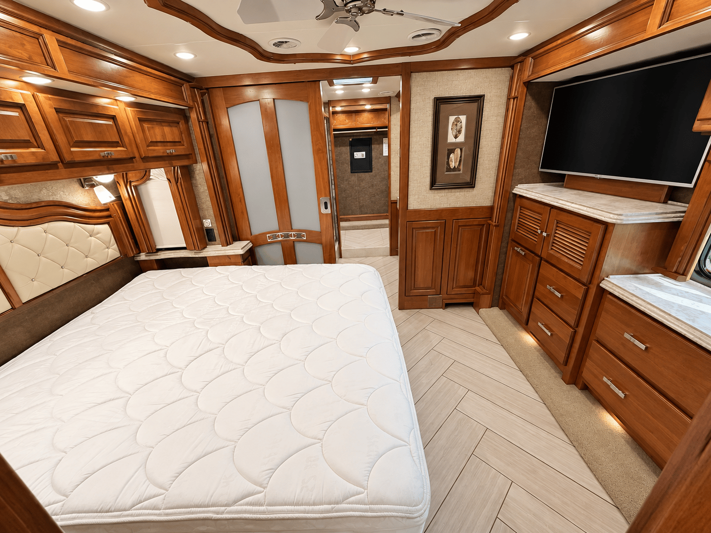 2014 Tiffin Motor Homes 2014 Tiffin Motor Homes Allegro Bus - thumbnail 28