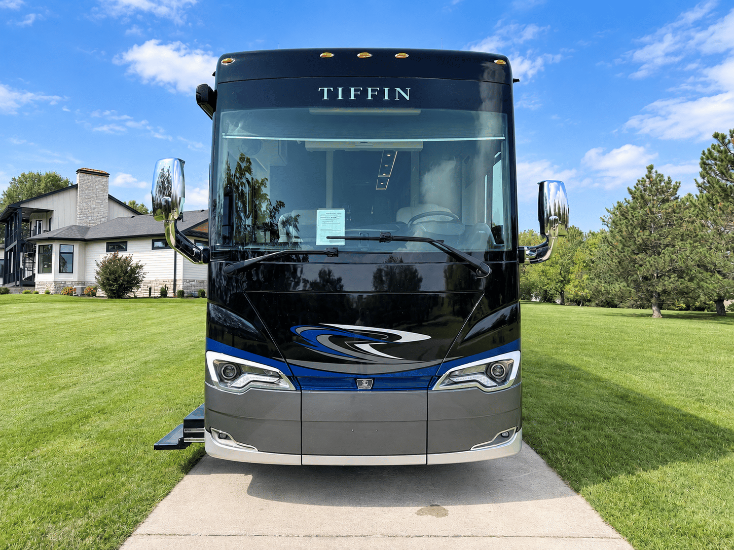 2020 Tiffin Motorhomes 2020 Tiffin Motorhomes Allegro Bus - thumbnail 8