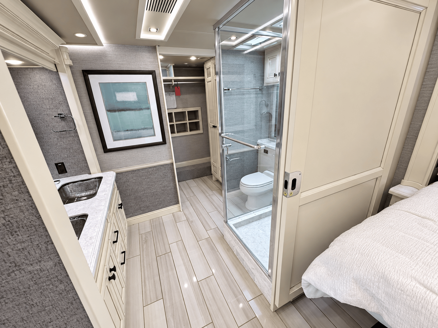 2020 Tiffin Motorhomes 2020 Tiffin Motorhomes Allegro Bus - thumbnail 38
