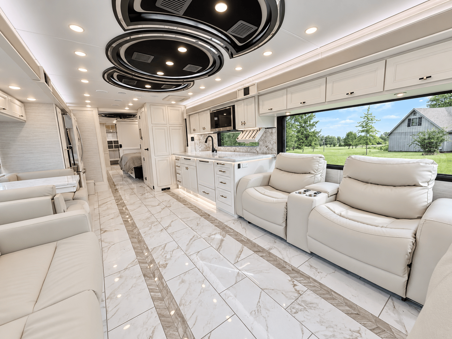 2027 Tiffin Motorhomes 2027 Tiffin Motorhomes ALLEGRO BUS - thumbnail 13