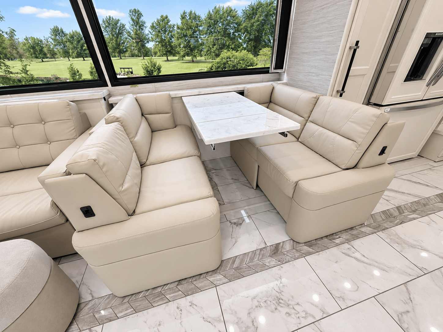 2027 Tiffin Motorhomes 2027 Tiffin Motorhomes ALLEGRO BUS - thumbnail 28