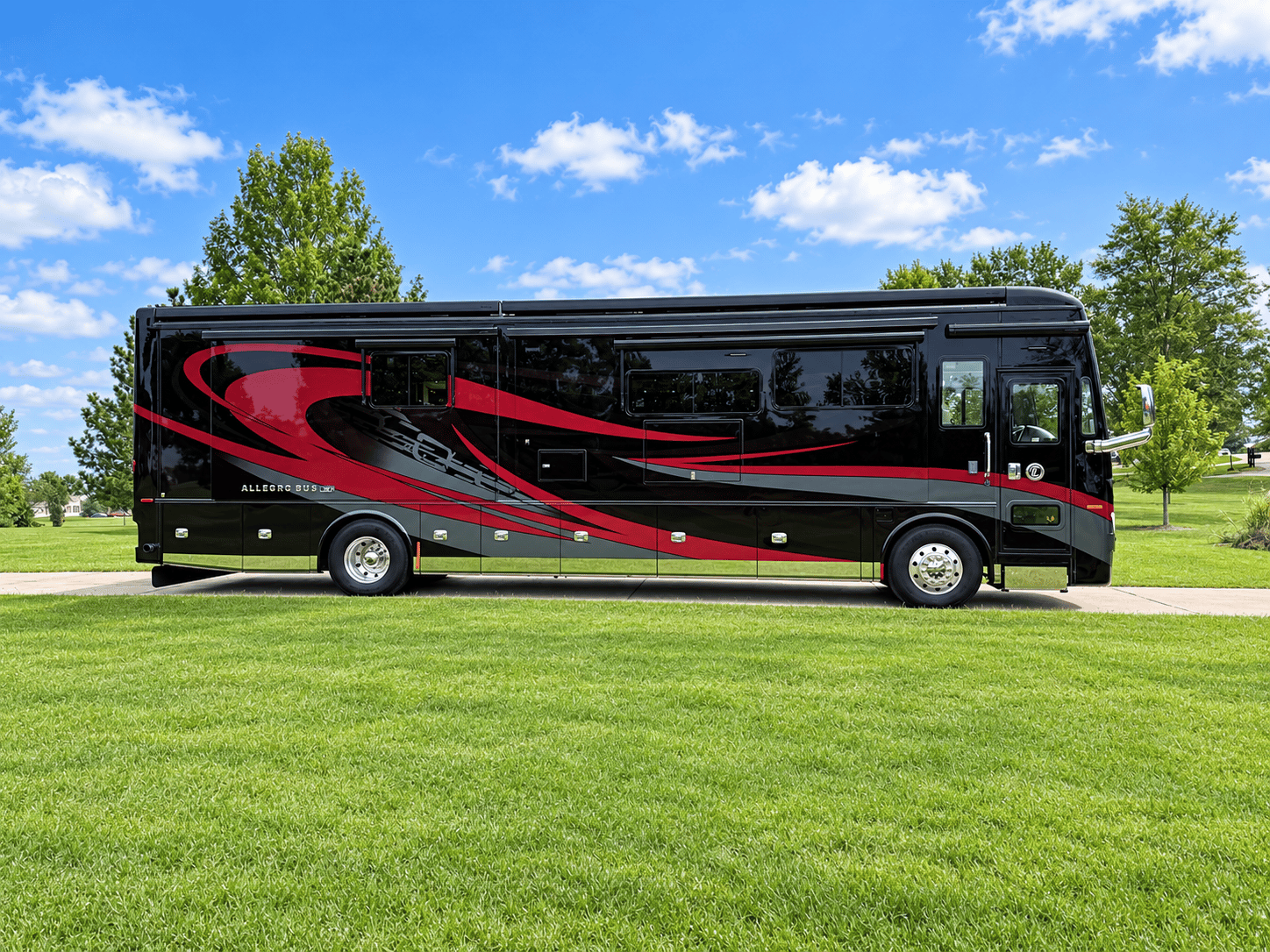 2021 TIFFIN MOTORHOMES 2021 TIFFIN MOTORHOMES Allegro Bus - thumbnail 2