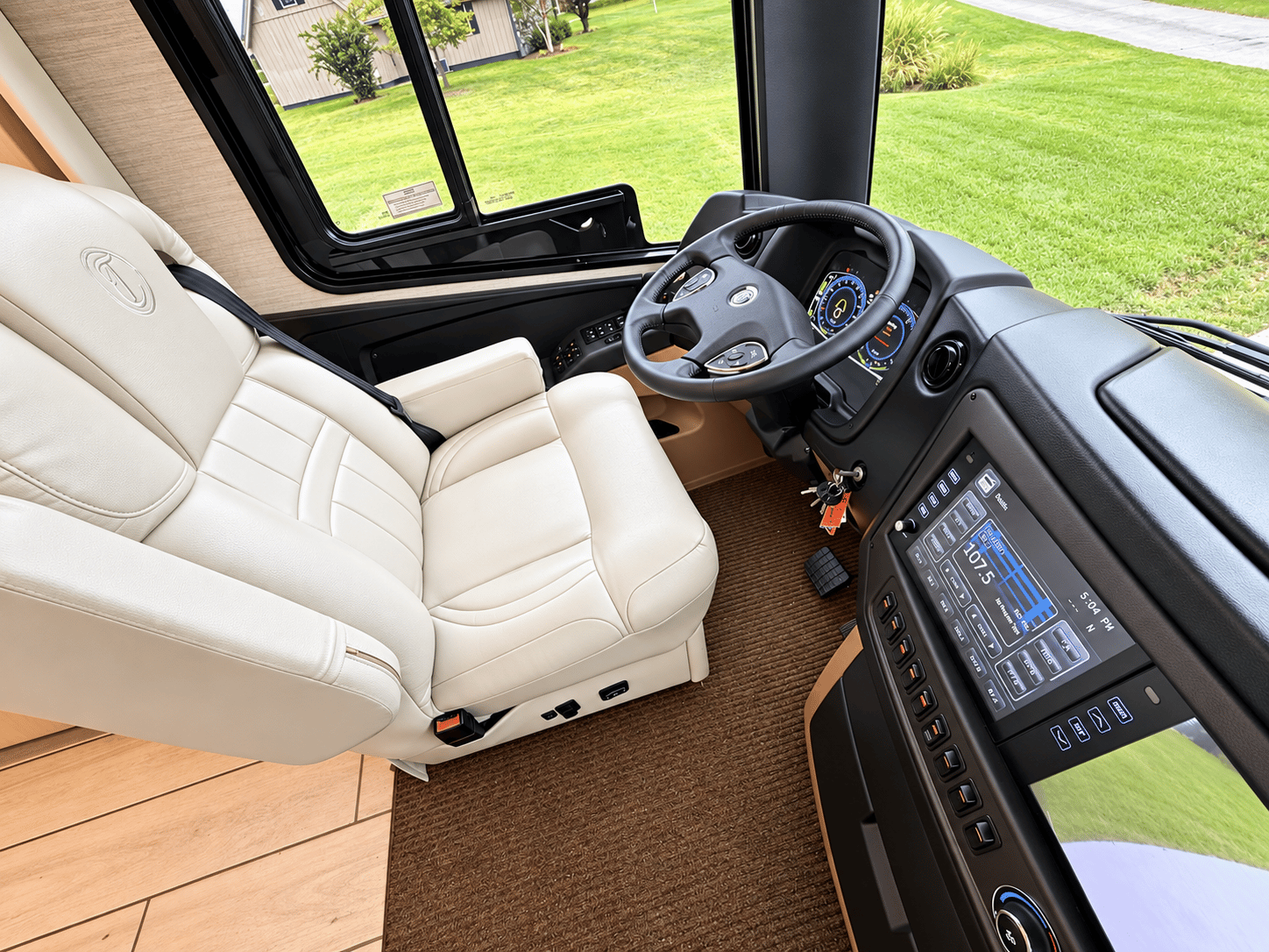 2021 TIFFIN MOTORHOMES 2021 TIFFIN MOTORHOMES Allegro Bus - thumbnail 10