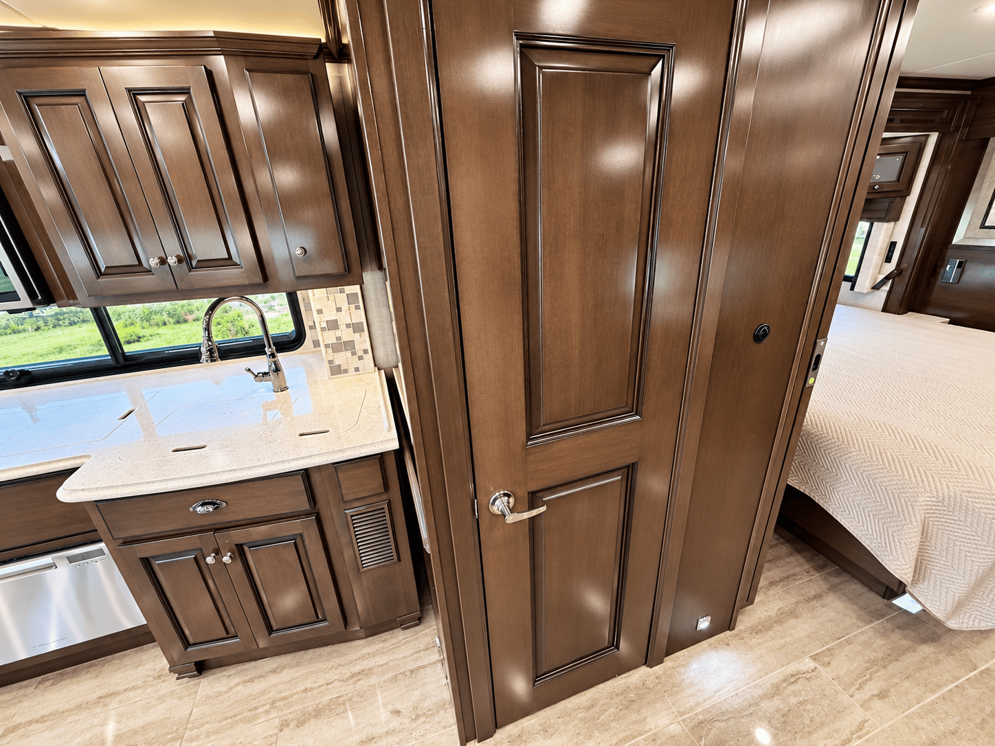 2021 Newmar 2021 Newmar Dutchstar - thumbnail 23
