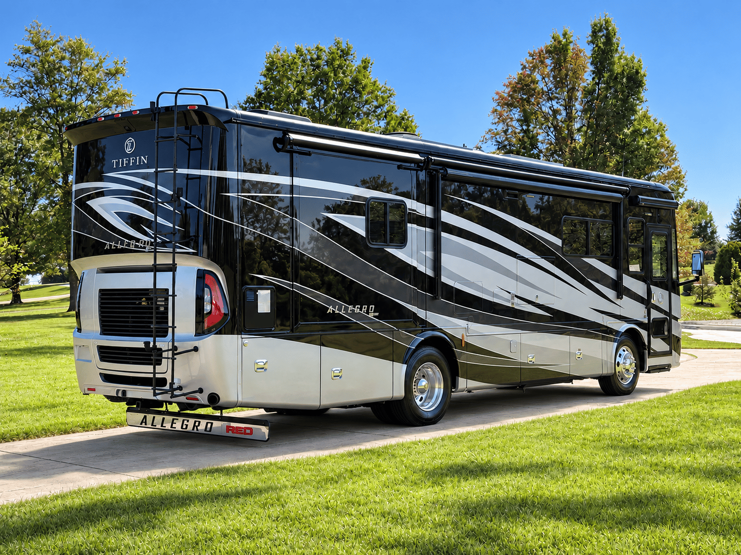 2018 Tiffin Motor Homes 2018 Tiffin Motor Homes Allegro Red - thumbnail 3